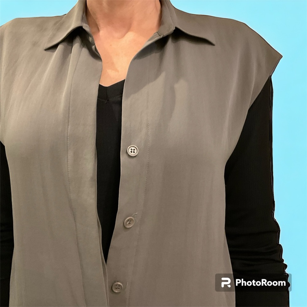 Theory Grey Silk Sleeveless Dress / Blouse, Button Front, Lined, Size 0, Luxury! - Picture 4 of 13